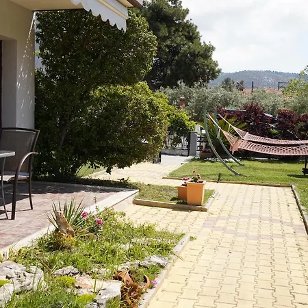 Jasmine 4* بوتوس