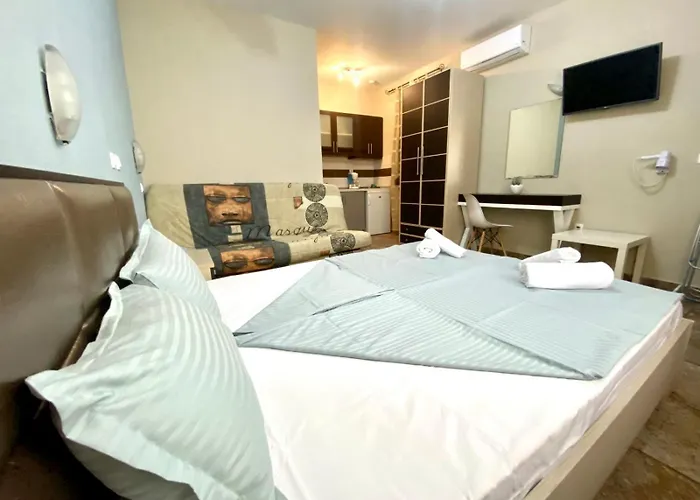 Jasmine Penzion Potos